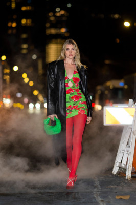 Elsa Hosk - Out in Tribeca, New York 11/20/2021 