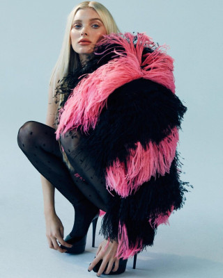 Elsa Hosk for ELLE Turkey // 2019