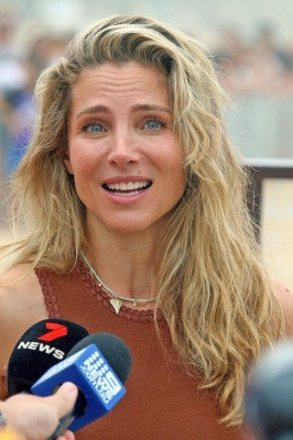 Elsa Pataky – Magic Millions Barrier Draw on the Gold Coast