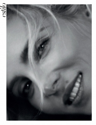 ELSA PATAKY in Harper’s Bazaar Magazine, Spain December 2019