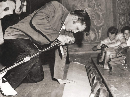 photo 25 in Elvis Presley gallery [id220129] 2009-12-11 00:00:00