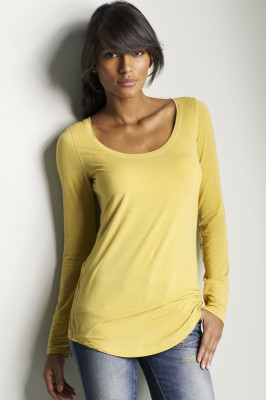 Emanuela de Paula pic #179677