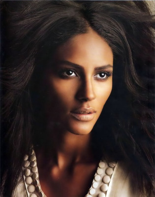 Emanuela de Paula pic #121774