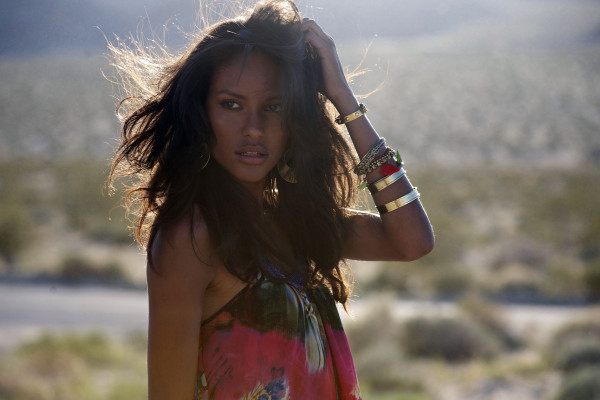 Emanuela de Paula pic #376588