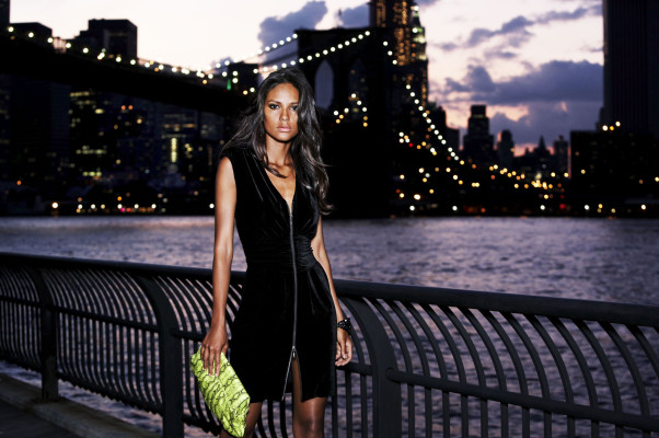 Emanuela de Paula pic #432087