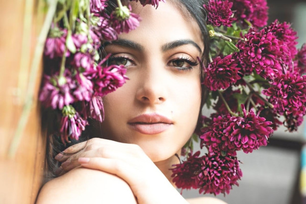 Emeraude Toubia pic #1108378