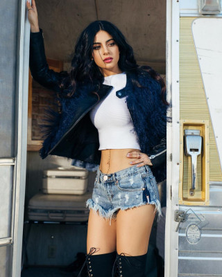 Emeraude Toubia pic #993553