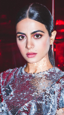 Emeraude Toubia pic #1101535