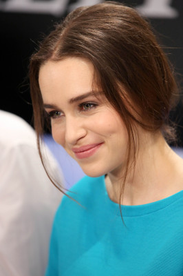 Emilia Clarke pic #696314