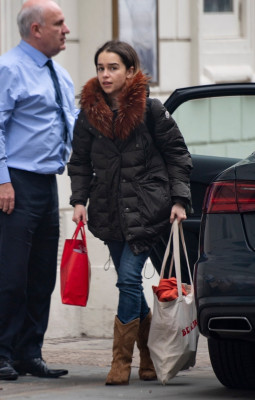 Emilia Clarke - The Playhouse Theatre in London 03/10/2020