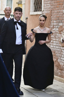 Emilia Clarke - Chaumet Gala Dinner in Venice 06/12/2024