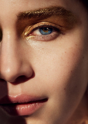 Emilia Clarke – Allure June 2019
