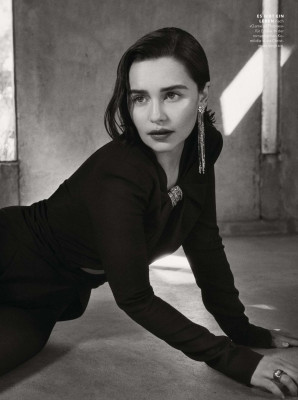 EMILIA CLARKE in Style Magazine, Germany December 2019