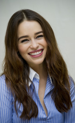 photo 4 in Emilia Clarke gallery [id672118] 2013-10-21 00:00:00