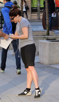 photo 8 in Emilie De Ravin gallery [id570424] 2012-10-14 00:00:00