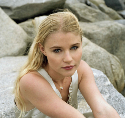 photo 25 in Emilie De Ravin gallery [id118709] 2008-11-28 00:00:00