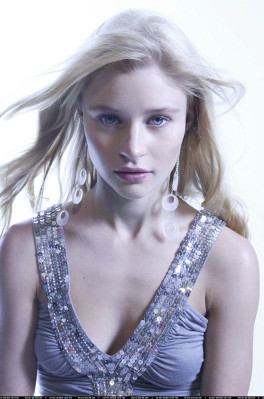 Emilie De Ravin pic #118699