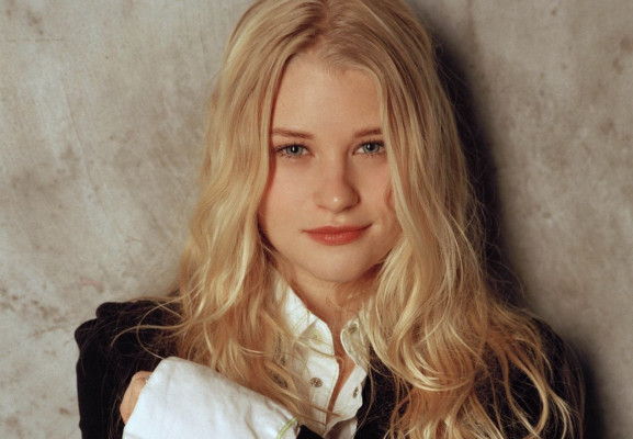 Emilie De Ravin pic #109545