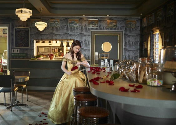 Emilie De Ravin pic #827206