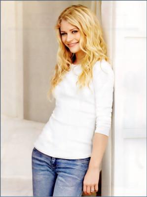 Emilie De Ravin pic #104524