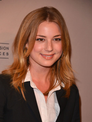 Emily VanCamp - An Evening with &#039;Revenge&#039; in North Hollywood 03/04/2013