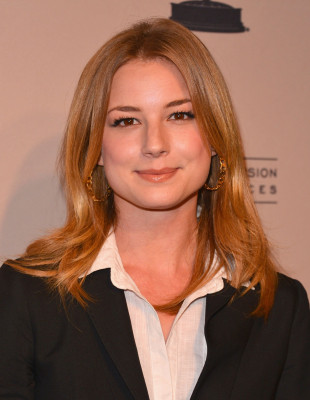 Emily VanCamp - An Evening with &#039;Revenge&#039; in North Hollywood 03/04/2013