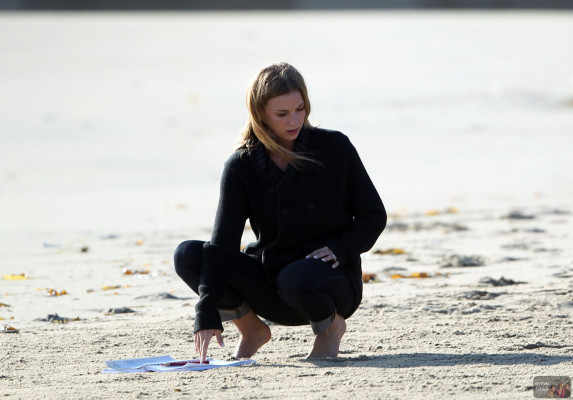 Emily VanCamp - Revenge (2013) 3x03 &#039;Confession&#039; On Set in LA 08/09/2013