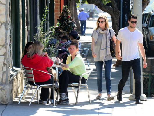 Emily VanCamp - Los Angeles 02/10/2014