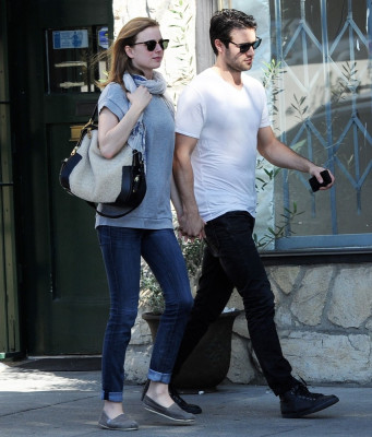 Emily VanCamp - Los Angeles 02/10/2014
