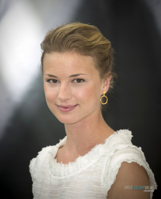 Emily VanCamp - &#039;Revenge&#039; Photocall at 52nd Monte Carlo TV Festival 06/12/2012