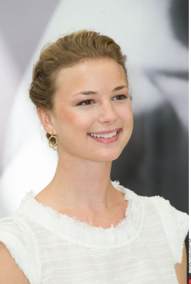 Emily VanCamp - &#039;Revenge&#039; Photocall at 52nd Monte Carlo TV Festival 06/12/2012