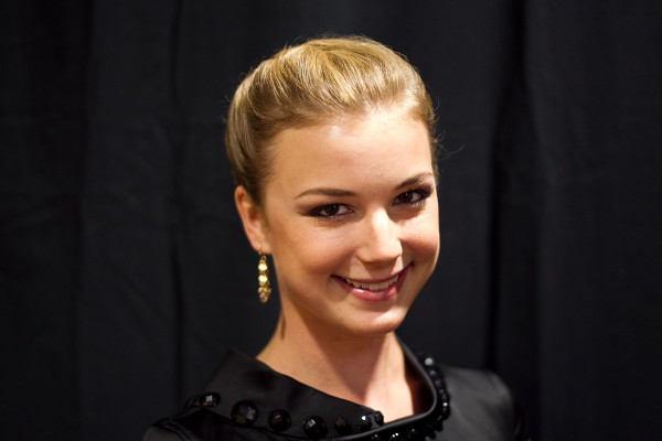 Emily VanCamp - Planned Parenthood Federation Of America Awards Gala 03/18/2010