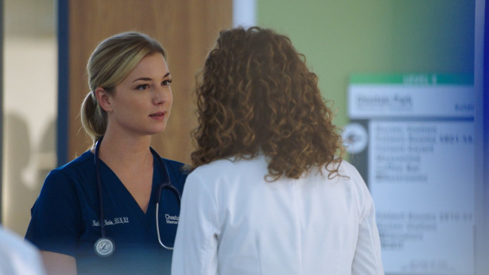 Emily VanCamp - The Resident (2018) 1x05 &#039;None the Wiser&#039;