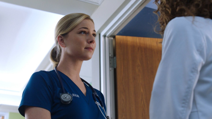 Emily VanCamp - The Resident (2018) 1x05 &#039;None the Wiser&#039;