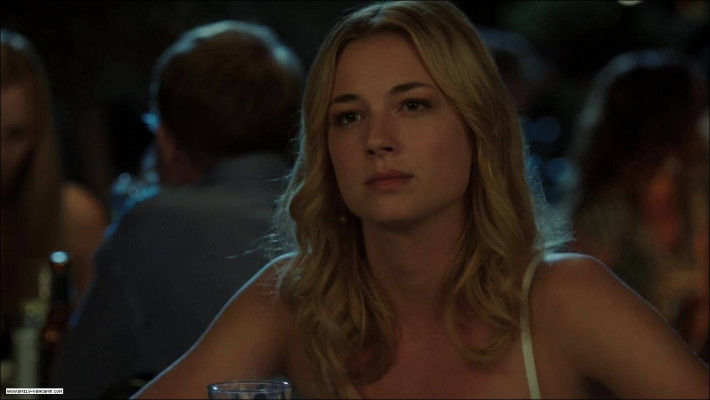 Emily VanCamp - Revenge (2011) 1x06 &#039;Intrigue&#039;