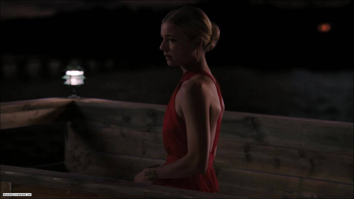 Emily VanCamp - Revenge (2011) 1x06 &#039;Intrigue&#039;