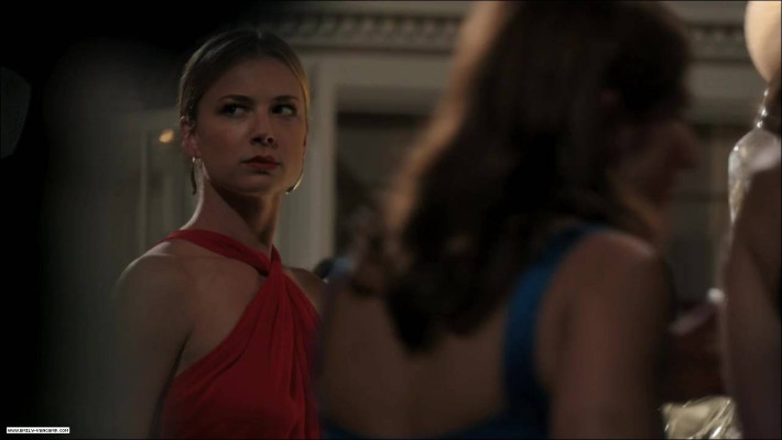 Emily VanCamp - Revenge (2011) 1x06 &#039;Intrigue&#039;