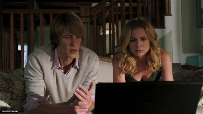 Emily VanCamp - Revenge (2011) 1x06 &#039;Intrigue&#039;