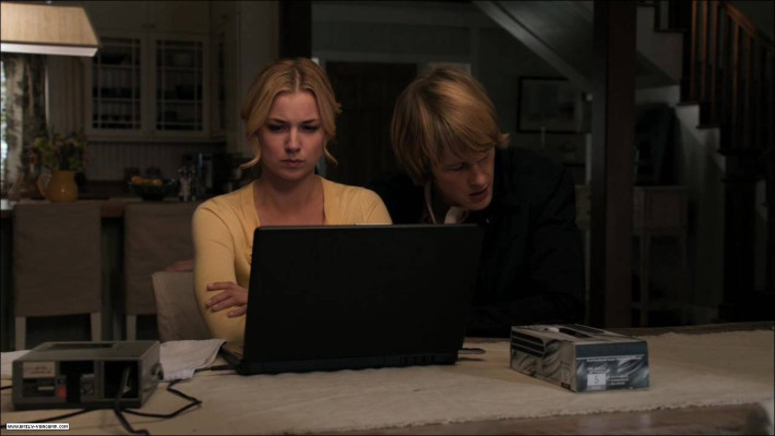 Emily VanCamp - Revenge (2012) 1x13 &#039;Commitment&#039;