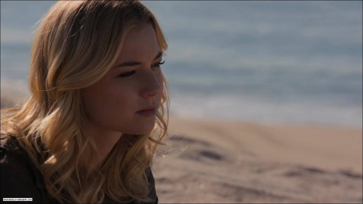 Emily VanCamp - Revenge (2012) 1x13 &#039;Commitment&#039;