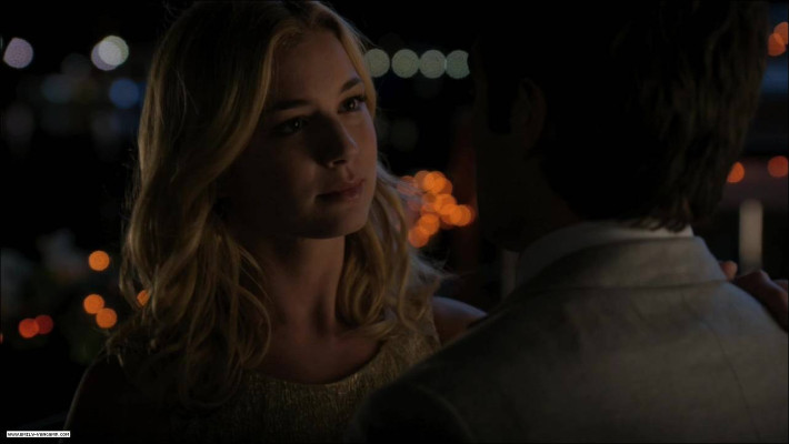 Emily VanCamp - Revenge (2012) 1x13 &#039;Commitment&#039;