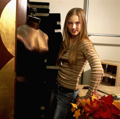 Emily VanCamp - Seventeen (2002)