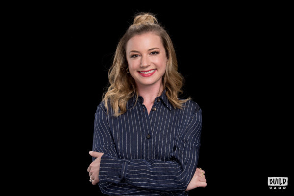 Emily VanCamp by Mike Pont for AOL BUILD Portrait in New York 01/25/2018