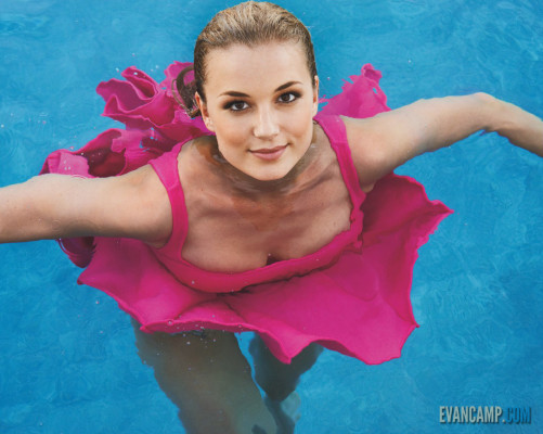 Emily VanCamp - Women&#039;s Health 02/27/2013