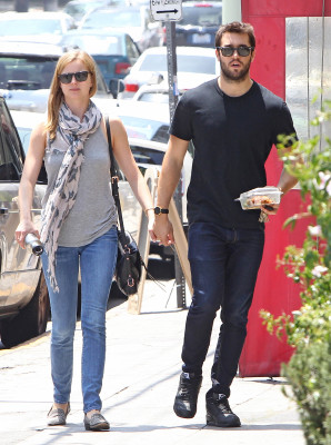 Emily VanCamp - Los Feliz, LA 05/29/2015