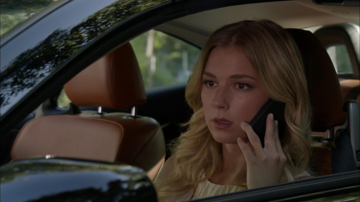 Emily VanCamp - Revenge (2012) 2x02 &#039;Resurrection&#039;
