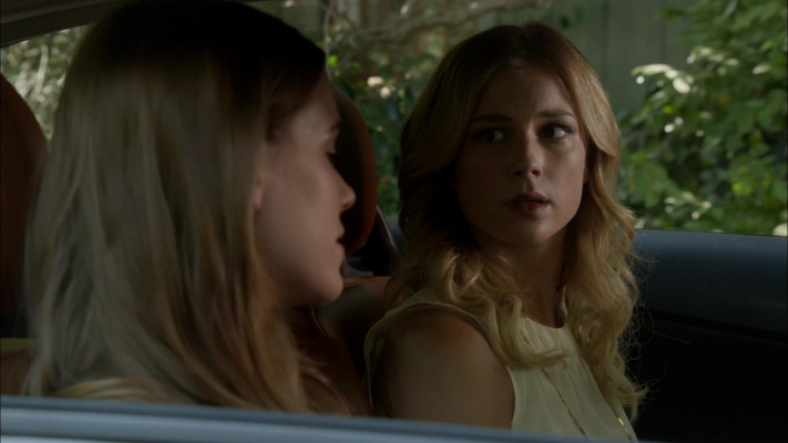 Emily VanCamp - Revenge (2012) 2x02 &#039;Resurrection&#039;