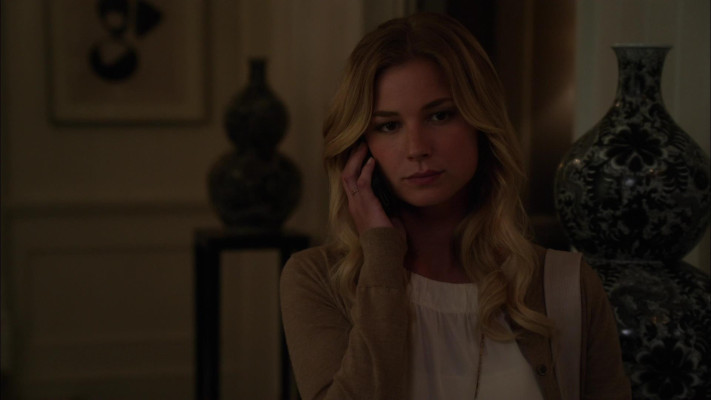 Emily VanCamp - Revenge (2012) 2x02 &#039;Resurrection&#039;