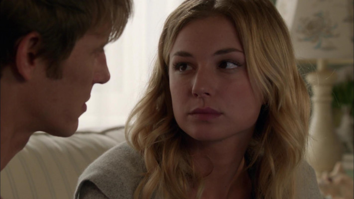 Emily VanCamp - Revenge (2012) 2x02 &#039;Resurrection&#039;