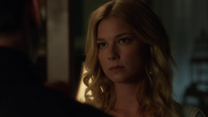 Emily VanCamp - Revenge (2012) 2x03 &#039;Confidence&#039;